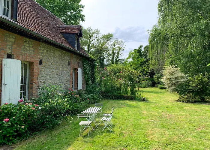 Holiday home Jolie Maison Normande Ancienne Cambremer